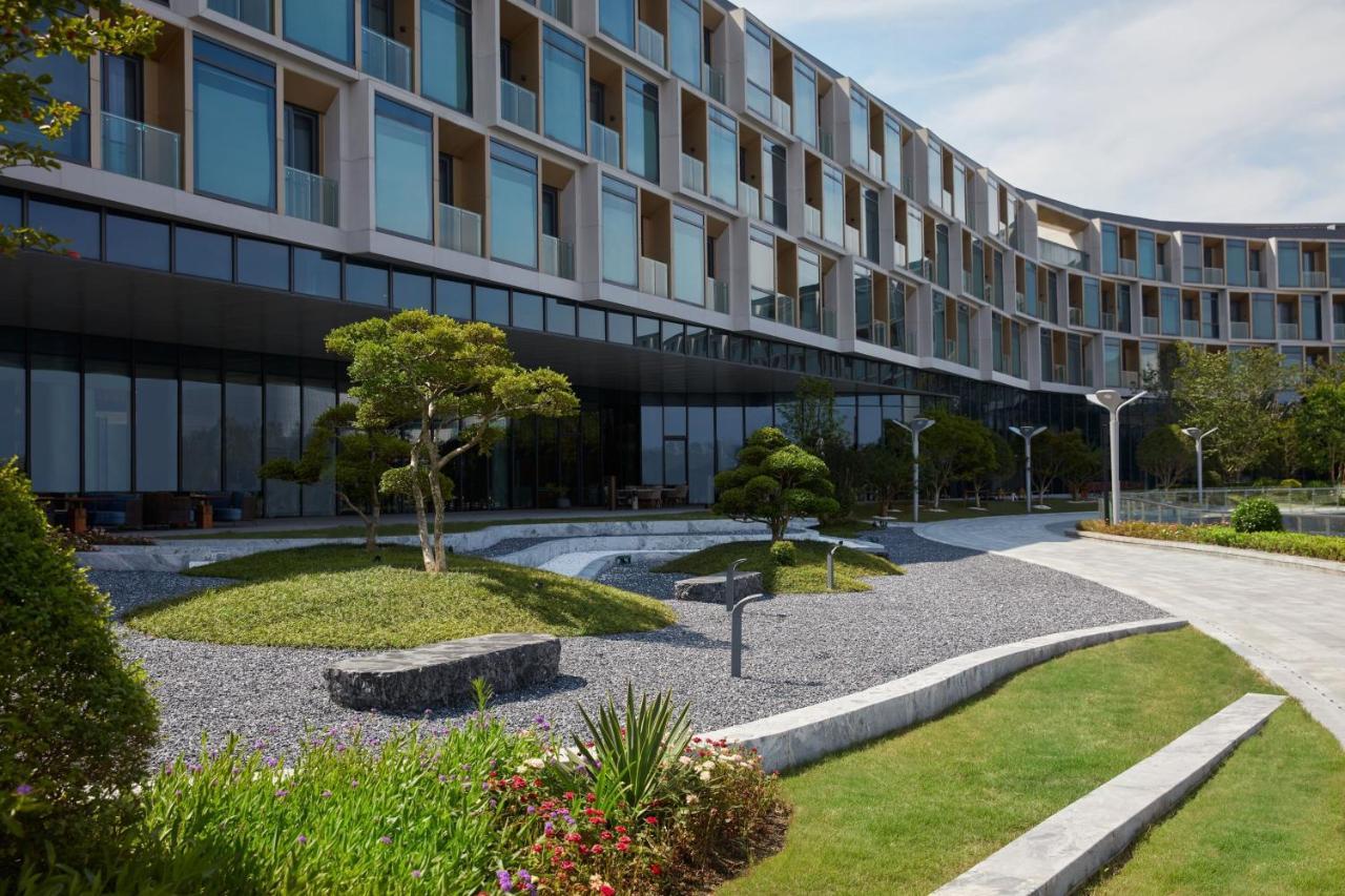 Jw Marriott Shanghai Fengxian Hotel Exterior photo